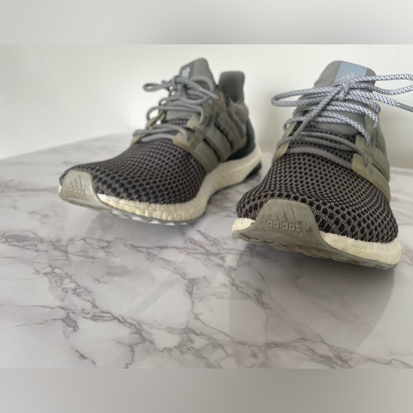 Adidas UltraBoost x Undefeated Shift Grey Men’s Running Sneaker - Picture 6 of 15